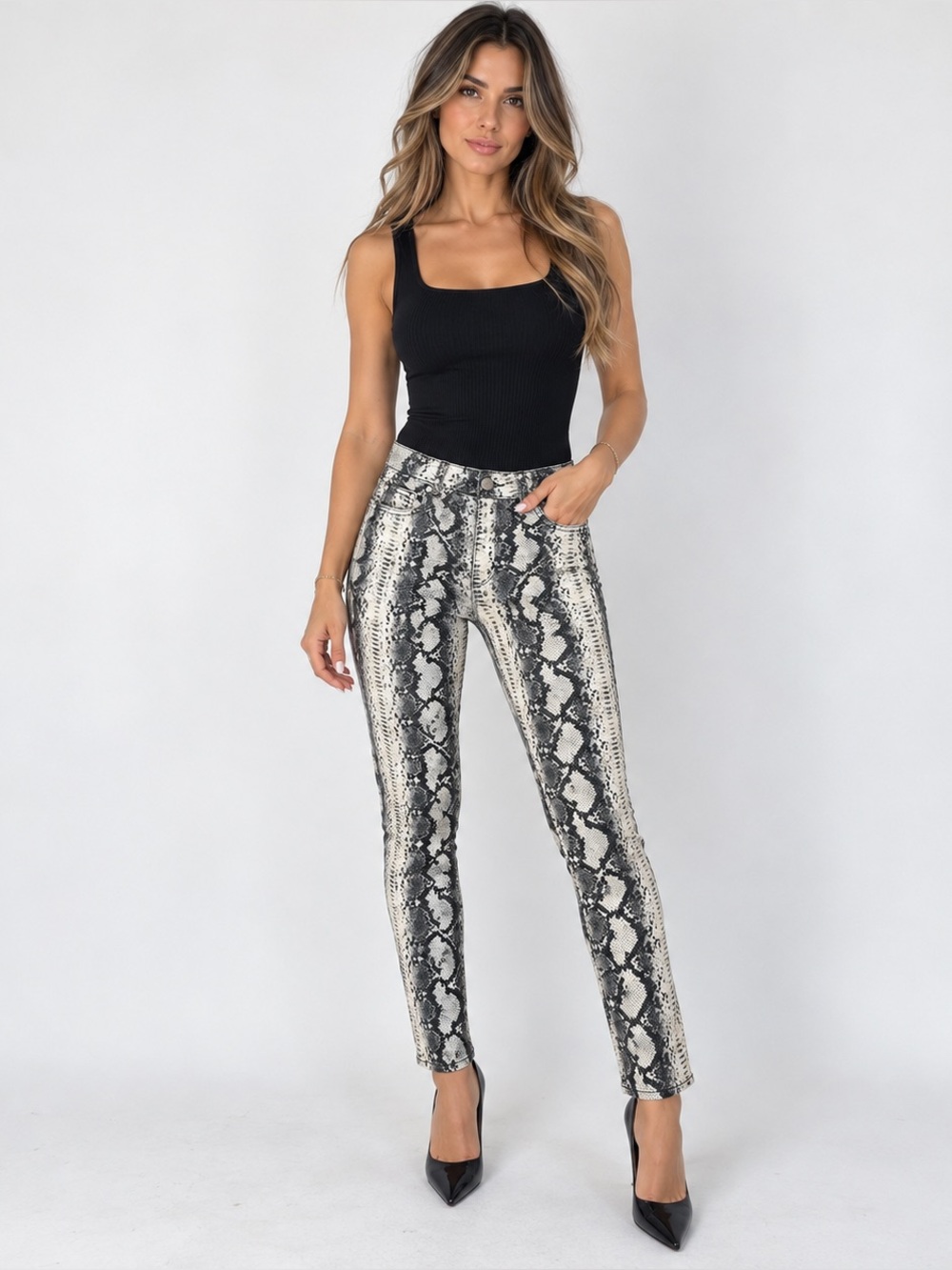 Tinseltown Snakeskin Print Skinny Jeans Size 1